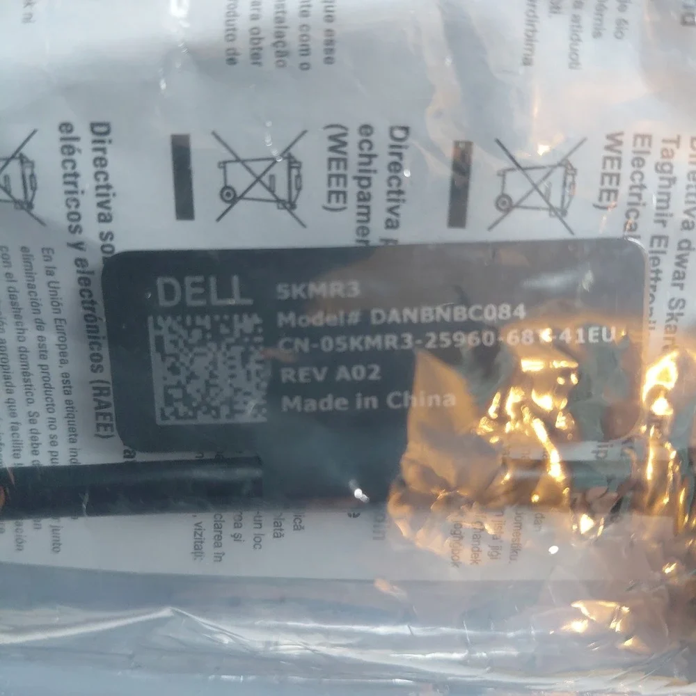 Dell Display Port to VGA DP/N 05KMR3